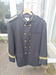 Fancy Jacket (good for Halloween)