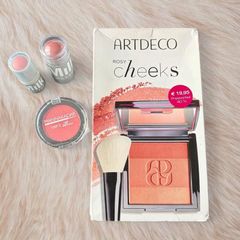 ARTDECO Rosy Cheeks Blush + Brush Bundle Milk Makeup Lip + Cheek Minis Mannakadar Blush