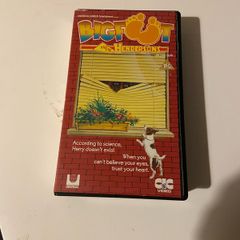 Big foot and the Hendersons vhs tape