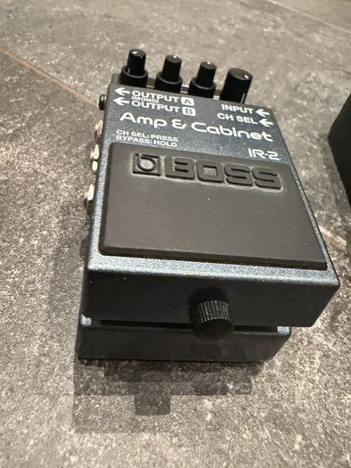 Boss IR-2 Amp and Cabinet Simulator Pedal with Box