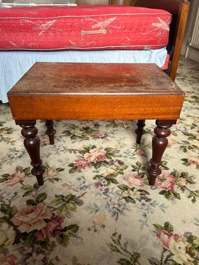 Victorian Mahogany table porcelain baby bath/bidet