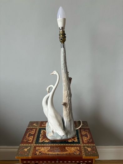 Vintage NAO by Lladro Table Lamp