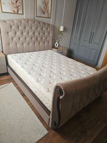 King size bed
