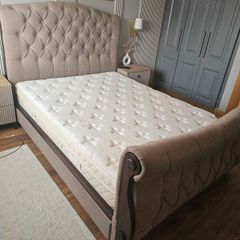 King size bed