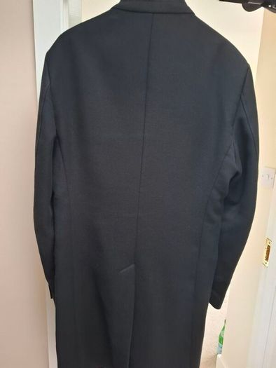 Zara Gents/Men's Wool Overcoat Navy Knee Length.