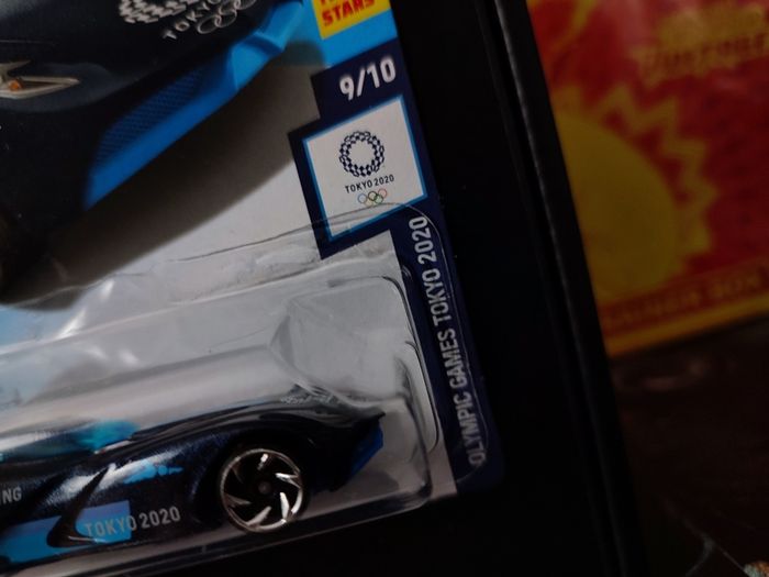 Velocita ! Black ! Swimming ! from Olympic Games Tokyo 2020 Series ! Hot Wheels ! Mattel !