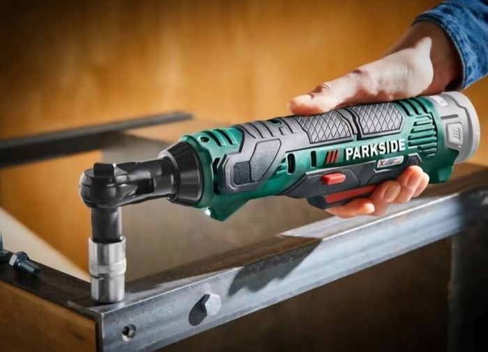 Parkside X12V Cordless Ratchet + Square Adaptor 3/8 To 1/2 Inch + Battery + Charger. DIY Household Tools 2AH X12V batteries 2.4A X12V Chargers, Performance Series 2.5AH 5AH X12V batteries 6.0A X12V Fast Chargers .Closing down sale