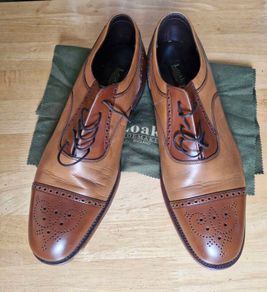 LOAKE Top Quality Brogue Shoes (size 11)