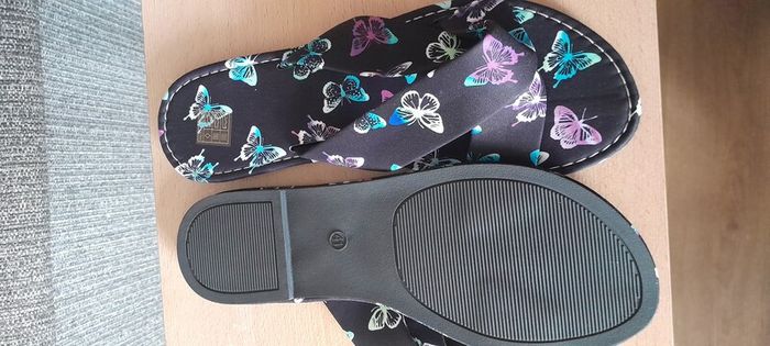 womens sandals x 4 pair