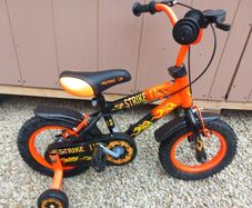 Kids strike bike size 12 inch wheels