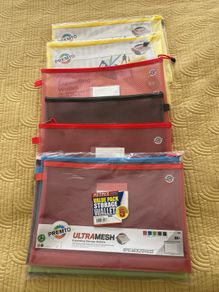 School supplies mesh folders x 10