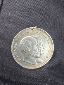 1902 King Edward 7th and Queen Alexandra coronation medal