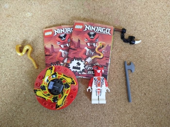 Lego Ninjago 9567 Fang-Suei