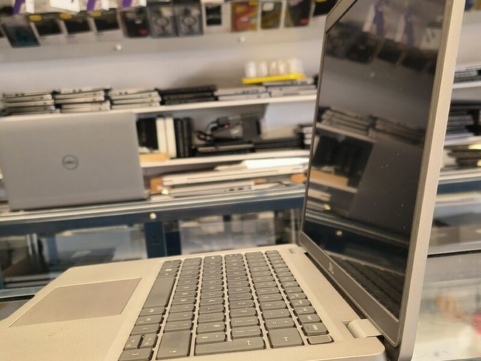 Dell Latitude Laptop 14 inch 5430 8GB RAM 500GB NVMe Intel i5-1245U (12th Gen) Windows 11 Pro (SALE PRICE)
