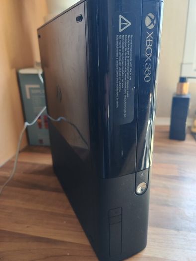 Hacked/jb Xbox 360 Elite