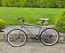 Mens bike (Halfords)
