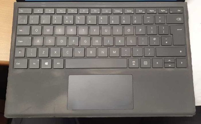 Microsoft Surface Pro 7 | Core i5 10th Gen | 8GB RAM | 256GB NVMe