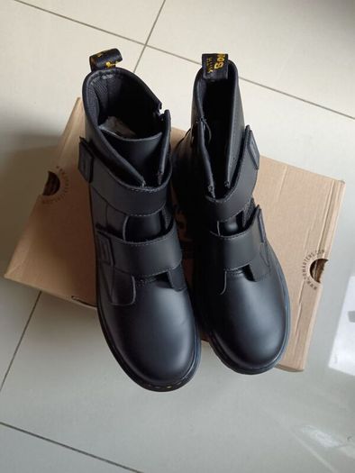 New Dr martens 1460 black leather EU38 UK5