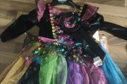 Costume