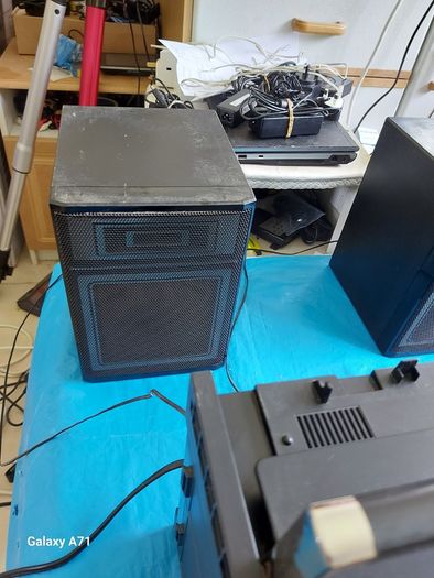 Vintage SANYO Radio and Dual Tape Deck, Model No. C36L, and 2 speakers, in excellent condition, both Tapes and Radio functioning well