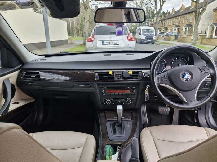 2011 BMW 3 Series