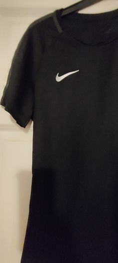 Nike Drifit top