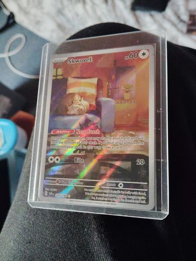 skwovet Pokemon card 222/198