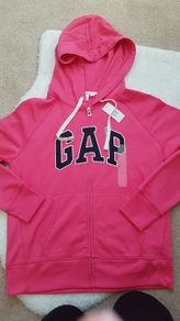 Gap Top - New