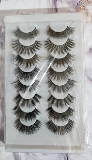 Luxury False Lashes 8 Pairs - New