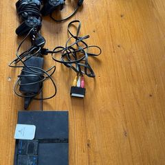 playstation console/ memory cards/ controllers