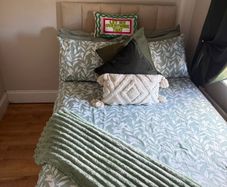 Double ottoman bed