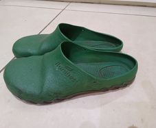 Clogs