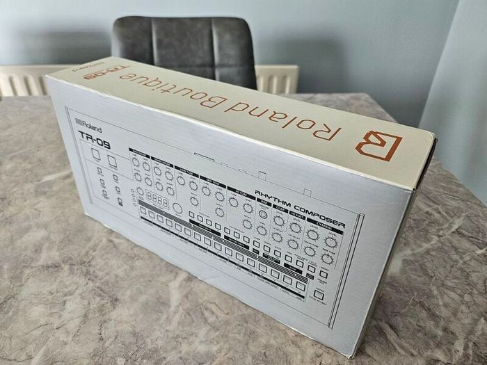 Roland TR-09 Rhythm Composer