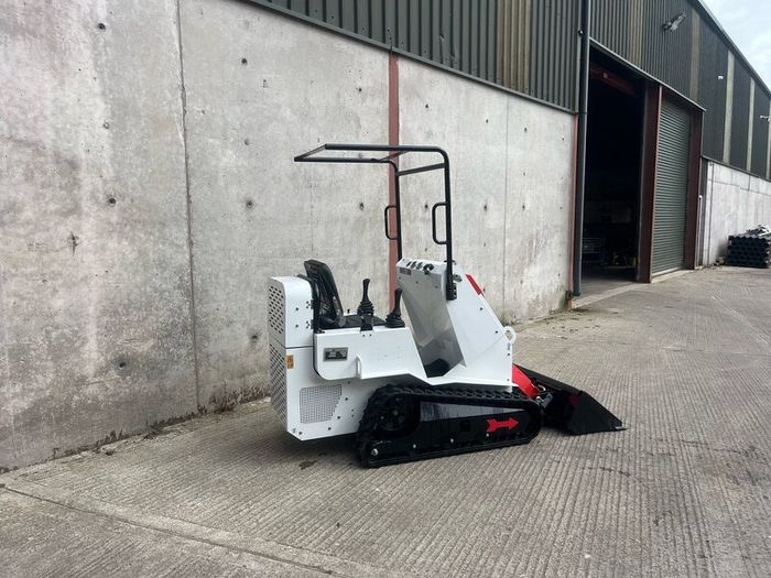 Mach pro mini skid steer