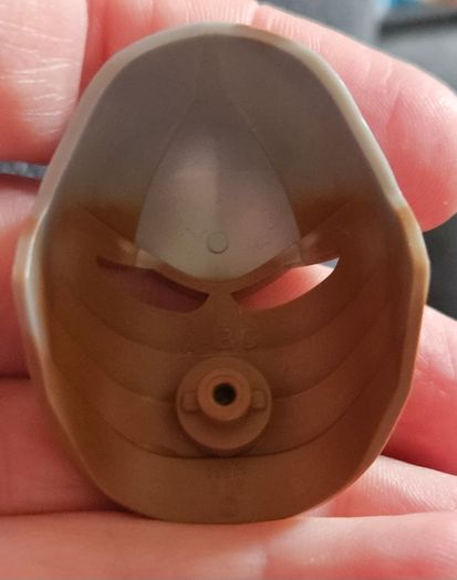 Bionicle Mask Rau with Marbled Pearl Light Gray Pattern