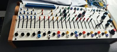 Buchla 208c