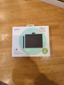 wacom intuos graphic tablet