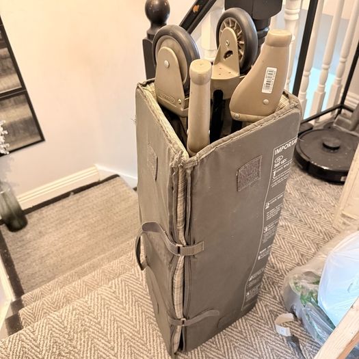 Travel cot