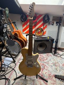 electric guitar