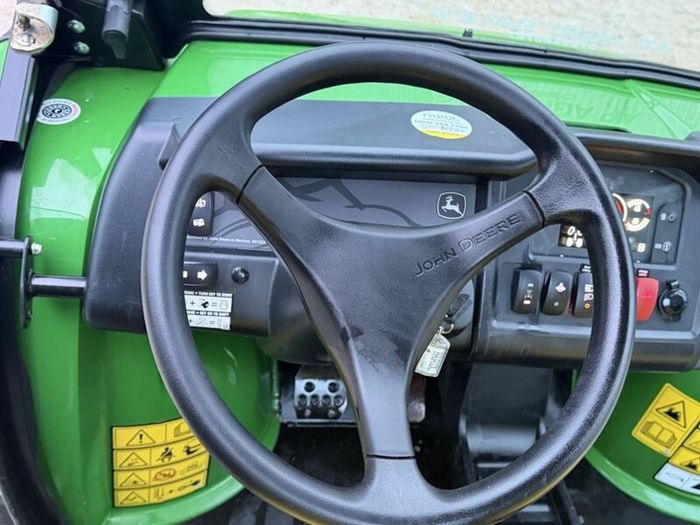 2022 John Deere Gator Hpx815e