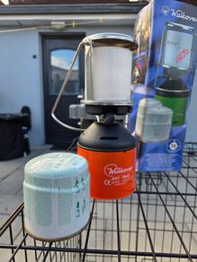Camping gas lantern