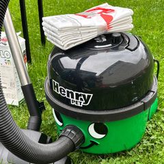 Numatic Henry Pet Vacuum Cleaner