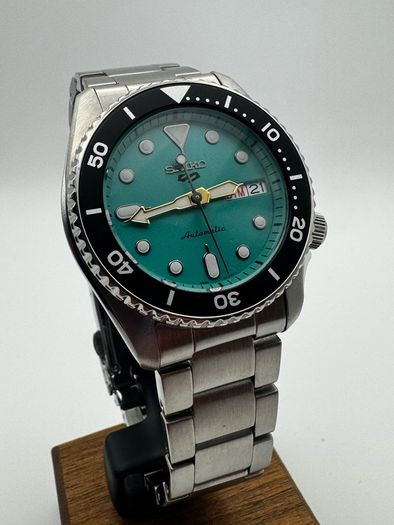 SEIKO 5 Sports automatic