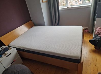 Double Bed