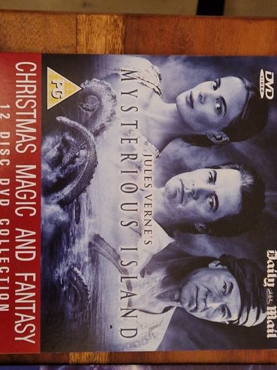 25 Magic & Fantasy newspaper DVDs in excellent condition