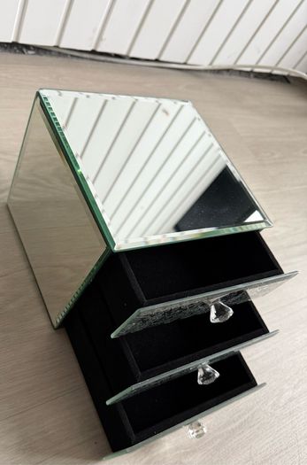 Jewellery Box - Mirrored
