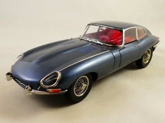 Jaguar E-Type Coupe 1961 Kyosho New In Box 1/18