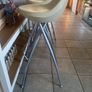 bar stools Image 4