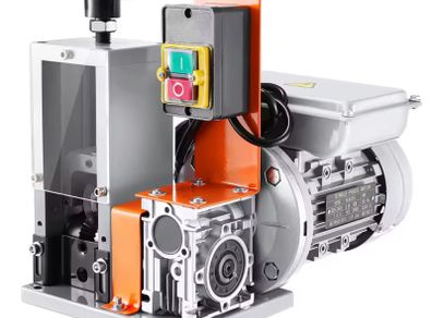 This machine is automatic Wire Stripping Machine. This machine is automatic and the wire range is up to 25mm