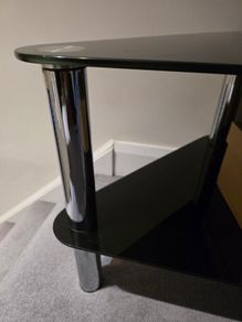 Glass corner tv unit